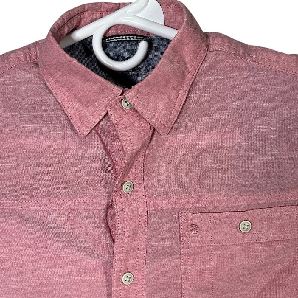 Izod Saltwater Classic Men's Shirt Size S Button Down Relaxed Pocket Pink